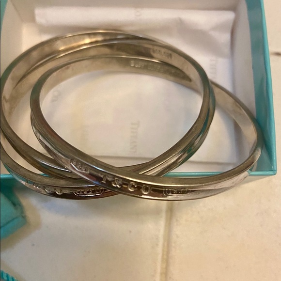 —Tiffany and Co. triple bangle set - Picture 5 of 5